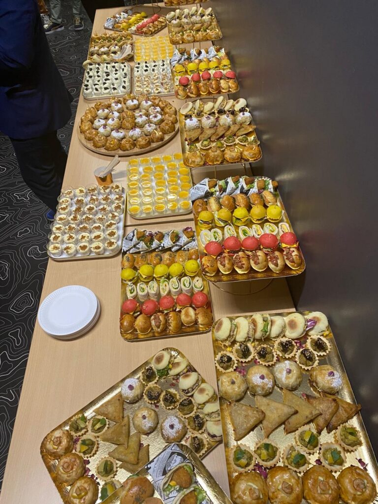 Buffet de mignardises salées et sucrées
