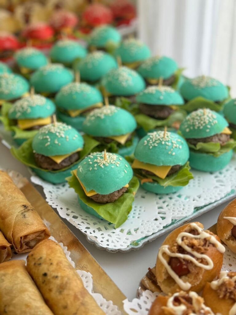 Mini burgers turquoise