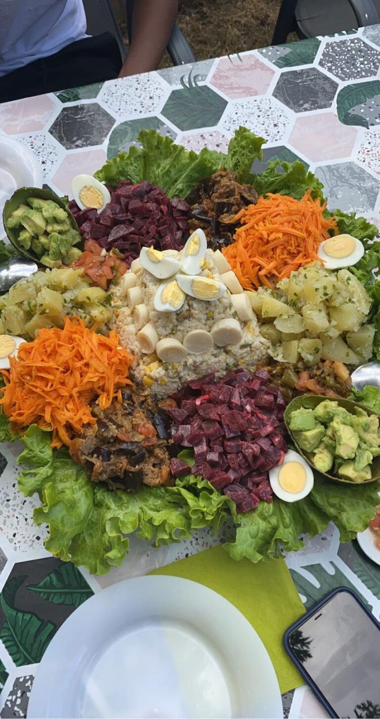 Salade marocaine colorée pour buffet